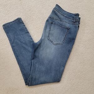 Chico's Platinum Shimmer Jeans